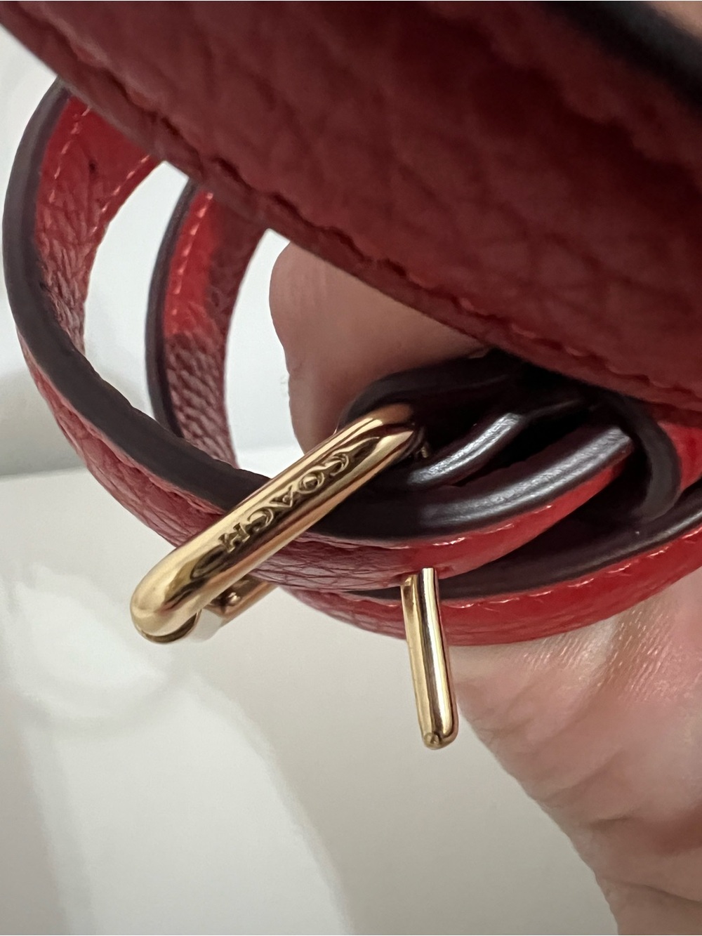 Link New Coach Red Leather Adjustable Strap with Gold-Tone Hardware - Picture 3 of 5
